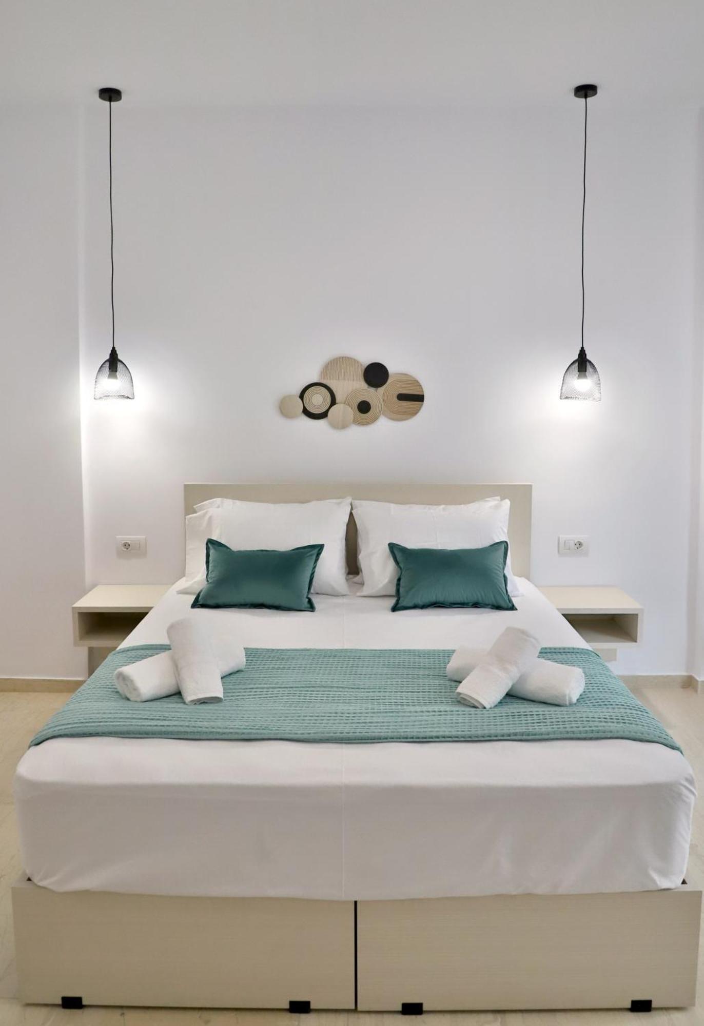 Centro - * Sitia (Crete)